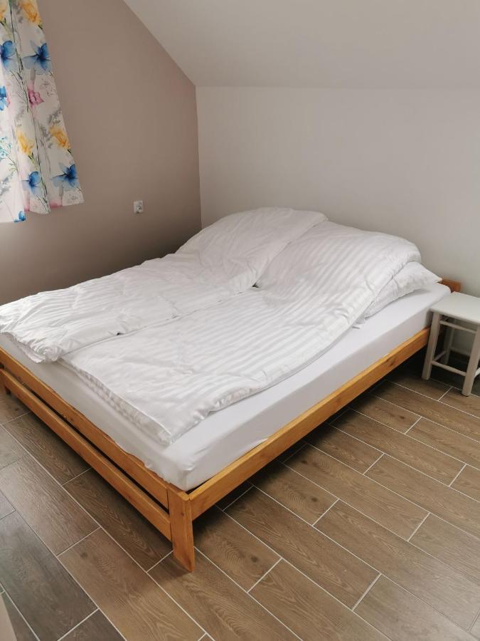 Kempingzator Apartamenty Ngoại thất bức ảnh