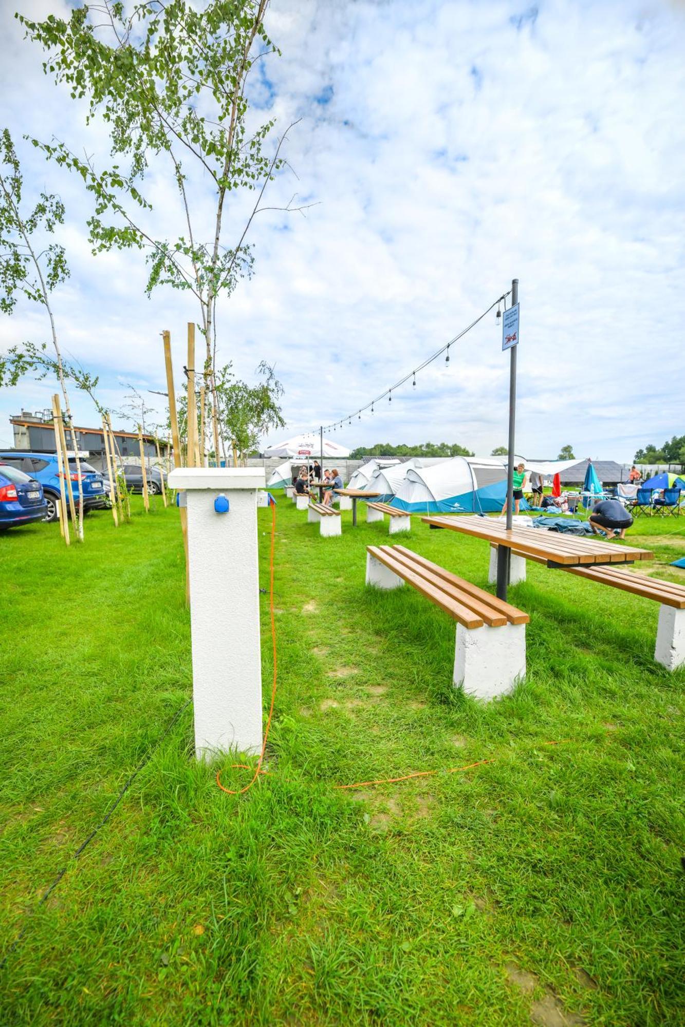 Kempingzator Apartamenty Ngoại thất bức ảnh