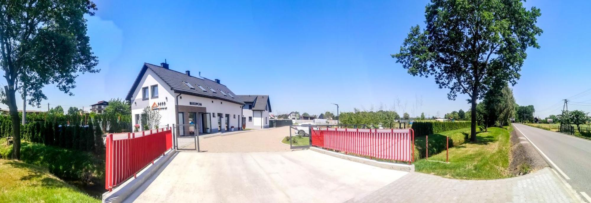 Kempingzator Apartamenty Ngoại thất bức ảnh